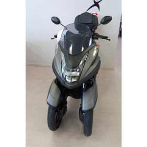 TRICITY 125 con Cilindrata di 150cc - Product Image 2