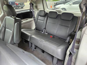 Auto Usado de Calidad a Precio Accesible, Volkswagen Routan 2010, Volante a la Izquierda - Product Image 4