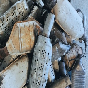 Se vende chatarra de convertidor catalítico universal - Product Image 4