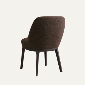 Chaise de salle à manger Nara de style ferme, cadre en bois massif, siège rembourré, ergonomique et durable pour un usage domestique et commercial - Product Image 3