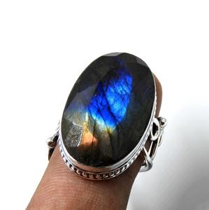 แหวนแลบราโดไรต์ธรรมชาติสีฟ้า925สเตอลิงเงินอัญมณีลาบราดอไรต์แฮนด์เมดเครื่องประดับผู้หญิงของขวัญแต่งงานแหวนสำหรับผู้หญิง - Product Image 3