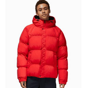 Chaqueta de invierno con cuello levantado personalizada para hombre, venta al por mayor, prendas de vestir exteriores de lona acolchadas con burbujas impermeables para uso en exteriores - Product Image 1