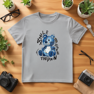 Maglietta in Jersey 100% Cotone 210gsm, Stile Casual con Design a Motivi e Logo Frontale per un Look Personalizzato - Product Image 3