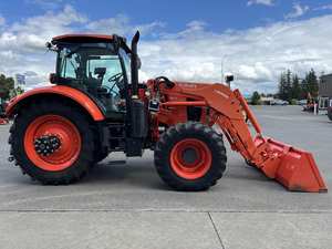 2021 para el tractor Premium Kubota con alta potencia y control de precisión con bomba de núcleo y componentes del motor - Product Image 5