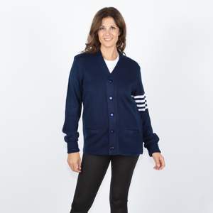 Suéter universitario de inspiración vintage: suave, cálido y perfecto para ropa informal y estilos de moda - Product Image 2