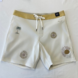 Shorts de plage à séchage rapide extensibles dans les 4 sens, marque privée, taille mi-haute, élastique, impression par sublimation sur toile - Product Image 6