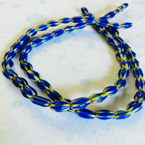 Venta al por mayor, suministro a granel, cuentas de vidrio de Chevron tribal Azul Rojo, cuentas de cristal artesanales opacas para la fabricación de joyas - Product Image 3