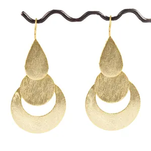 Gorgeous fashionable designer plain brushed finish hammered 24k gold plated drop dangle earrings hip hop hanging hook earrings