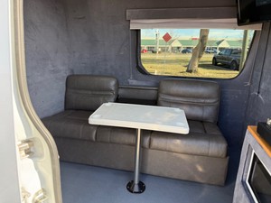 CAMPERA ME-RCE-DES-BE-NZ SP-RIN-TER 2013 ASEQUIBLE, TIPO RV, PARA TODAS LAS ESTACIONES, CON TRANSMISIÓN AUTOMÁTICA - Product Image 5