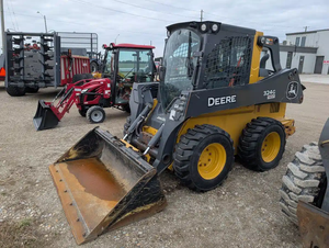 Minicargadora de orugas John Deere 324G usada para construcción, año 2023, carga nominal de 9 toneladas, potencia de 75KW, en buen estado de funcionamiento para reposición. - Product Image 2