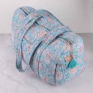 Sac de voyage décontracté en coton matelassé fait main avec fermeture éclair, sac de sport de luxe, grande capacité, durable, essentiel pour les voyages des femmes - Product Image 4