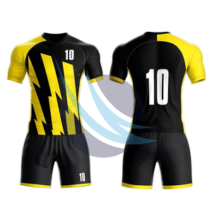 Conception personnalisée 100% polyester respirant uniformes de football vente en gros de haute qualité confortable vêtements de sport uniforme maillots de football - Product Image 1