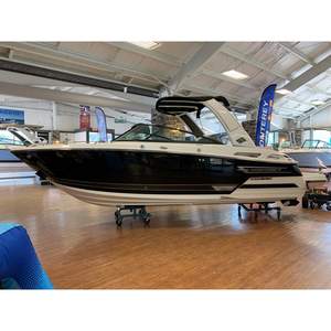 Monterey Luxury Super Sport 258SS 2024 con Motor MerCruiser, Tanque de Combustible de 65 Galones, Profundidad Máxima de 3.08 pies - Product Image 3