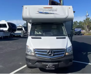 Autocaravana Coachmen Prism Clase C Usada al por Mayor, Modelos 2020, 2022 y 2023, Color Personalizado Disponible, Bajo Kilometraje, para 4-6 Pasajeros - Product Image 6