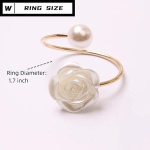 Servilleteros de flores de acero inoxidable para bodas y ocasiones especiales, mejora tu experiencia gastronómica con decoración de mesa de Navidad - Product Image 6