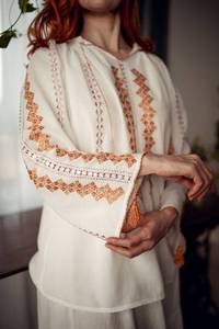 Hauts à manches longues et col en v pour femmes, broderie de styliste tendance, grande taille - Product Image 3