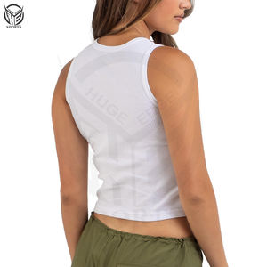 Débardeur court respirant et décontracté pour femme, idéal pour l'été, le sport et la gym, avec motif graphique, personnalisable (marque privée) - Product Image 2