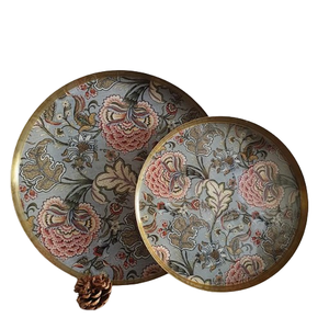 Plateau de service en métal imprimé floral fait à la main Restaurant Hôtel Plateau de service arrondi Fournisseur par l'Inde - Product Image 1