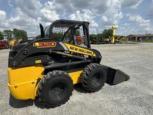 Cargadora Compacta de Orugas de Uso Pesado con Dirección Deslizante Frontal, Motor Holland L320 Usado, Caja de Cambios de Alta Eficiencia, Sistema Hidráulico TOSHIBA - Product Image 5