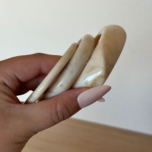 Elegantes brazaletes de moda de resina hechos a mano hechos en India hermosas pulseras de joyería - Product Image 5