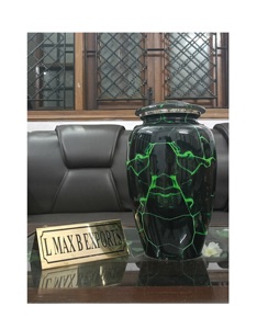 Encantadora urna de cremación de Metal para adultos de nuevo diseño personalizado y atractivo para cenizas o restos de perros Exportador directo del fabricante - Product Image 2