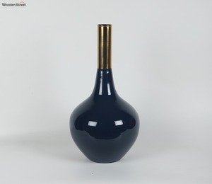 Jarrones y Macetas de Metal Esmaltado con Acabado de Lujo, Ideales para Decoración del Hogar y Artículos de Decoración de Primera Calidad - Product Image 3