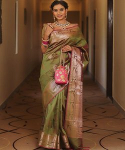 LOOK RICH ROSE BANARASI SOIE TISSANT TRAVAIL SAREE AVEC CHEMISIER INCOSÉ VÊTEMENT DE BUREAU PRIX DE GROS VÊTEMENT ETHNIQUE - Product Image 6