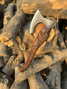 Hache de survie de qualité industrielle personnalisée avec hachette à manche en bois pour le camping - Product Image 3