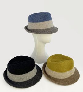 Chapeaux Bob en Laine Personnalisés pour Femmes – Modèles Peintre Tendance et Colorés - Product Image 4
