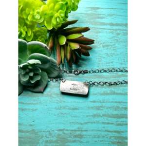 Collier artisanal Navajo en argent sterling et rose dahlia pour les occasions spéciales - Product Image 2