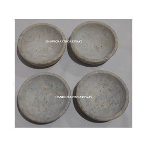 ที่วางธูปไม้หอมจากหินธรรมชาติที่สวยงามที่สุด พร้อมพื้นผิวเรียบเนียนและมันวาว ดีไซน์ลายดอกไม้ทำมือ ใช้ได้ทั้งที่บ้านและที่ทำงาน - Product Image 1