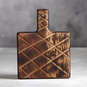 Tabla de cortar de madera quemada tallada geométrica, Decoración de cocina rústica, bandeja de corte ecológica, tabla de preparación de alimentos de madera hecha a mano - Product Image 3