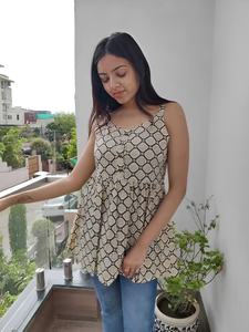 Top Peplum sin Mangas Estilo Occidental, Ropa Elegante para Fiestas y Eventos Nocturnos para Mujer, al Mejor Precio al por Mayor - Product Image 3