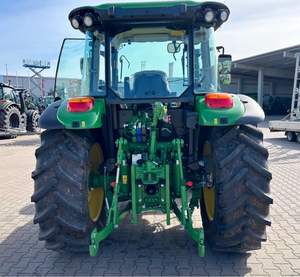 2024 John Deere รถแทรคเตอร์5067E ล้อสำหรับอุตสาหกรรมฟาร์ม - Product Image 1