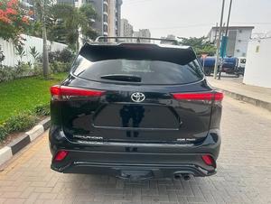 2023 Toyotaaa Highlander XSE - Product Image 4