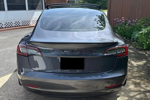 Tesla Model 3 Coupé Turbo Longue Autonomie AWD 2023, faible kilométrage, boîte automatique, conduite à gauche, essence/électrique, état neuf - Product Image 3