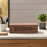 Étiquette de réserve en bois de plage personnalisée Base naturelle Tableau avec numéro de table Porte-nom de table de conférence de mariage Logo personnalisé Taille personnalisée