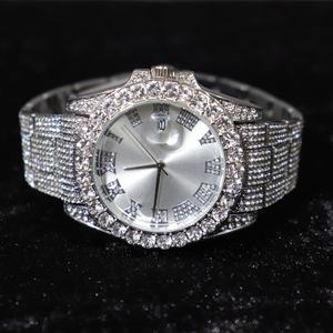 Reloj de Alta Calidad con Diamantes Moissanite, Estilo Hip Hop, Esfera Blanca y Amarilla, Correa de Acero Inoxidable, Cristal Disponible a Precio de Exportación - Product Image 1