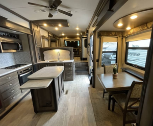 Disponible - 2018 - Keytone-Montana 3730-FL - Remolque para caravana - Listo para entrega - Product Image 4