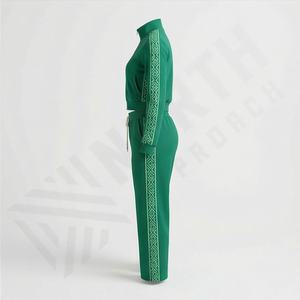 ชุดเซ็ตแทรคสูทผู้หญิง 2 ชิ้น เสื้อแจ็คเก็ตครอปซิปผ้าฝ้ายพรีเมียม 100% สำหรับฤดูหนาว กางเกงทรงหลวม แฟชั่นสตรีทแวร์มีฮู้ด - Product Image 3