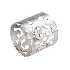 Rond de serviette le plus vendu de qualité supérieure lot de 2 pour les mariages hôtels dessus de table utilisation décorative anneaux de serviette en métal élégants - Product Image 4