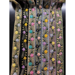 Tissu de dentelle de marque Honey Lace en gros, dentelle brodée à paillettes, motif floral, dentelle moderne, tenue traditionnelle, style de mariage, style professionnel - Product Image 2