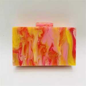 Sac à main en résine avec poignée en perles acryliques vertes, imitation perle, vintage, papillon, charme solide, collier complet, ensemble pour femmes, mariage - Product Image 2