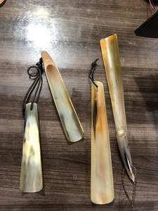 Chausse-pied en corne de buffle naturelle de qualité supérieure pour un enfiler de chaussures sans effort, style animal, chausse-pied en corne de bœuf à vendre par HAND MADE CRAFT - Product Image 5