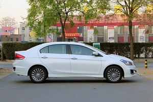 Venta Rápida Suzuki Alivio Taxi 2020 2021 2022 Usado, Edición Automática, Diésel Turbo, Asientos de Cuero, Tracción Delantera, Euro VI - Product Image 2