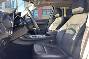 ใช้แล้ว LHD/RHD 2020 A L F A Romeo Stelvio Ti Q4 - Product Image 4