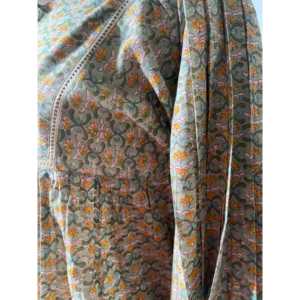 Blusa de popelina con estampado de bloques y corsé cuadrado para mujer, con logo bordado, volantes asimétricos, holgada, ideal para fiestas de otoño. Tallas XS-XL disponibles. - Product Image 2