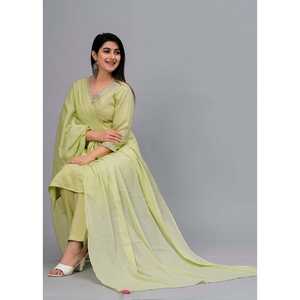 Conjunto de mujer verde oliva liso bordado Kurta con pantalones y Dupatta - Product Image 6