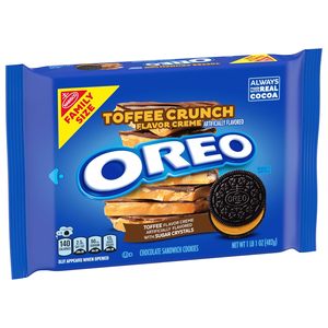 OREO Toffee Crunch Creme with Sugar Crystals Chocolate Sandwich Cookies, Family Size, 12 - 17 oz Packs - Product Image 5
