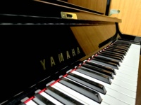 Yamahas UX5 Black Acoustic Upright Piano for Professional Players Used Japanese Second Hand Piano Solid Wood 88keys